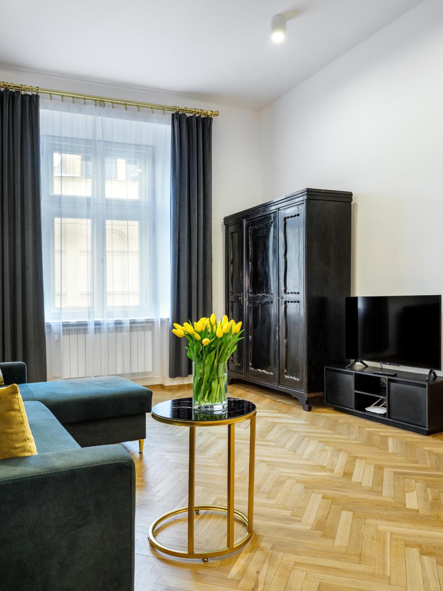 Tyzenhauz Apartments Old Town كراكوفيا المظهر الخارجي الصورة
