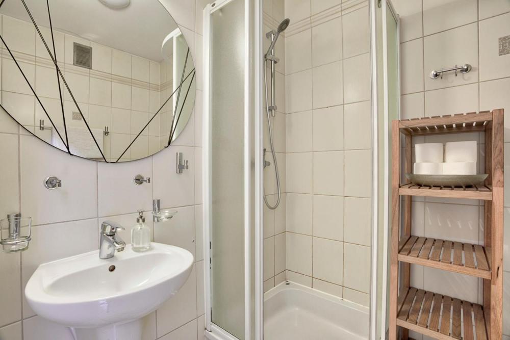 Tyzenhauz Apartments Old Town كراكوفيا المظهر الخارجي الصورة