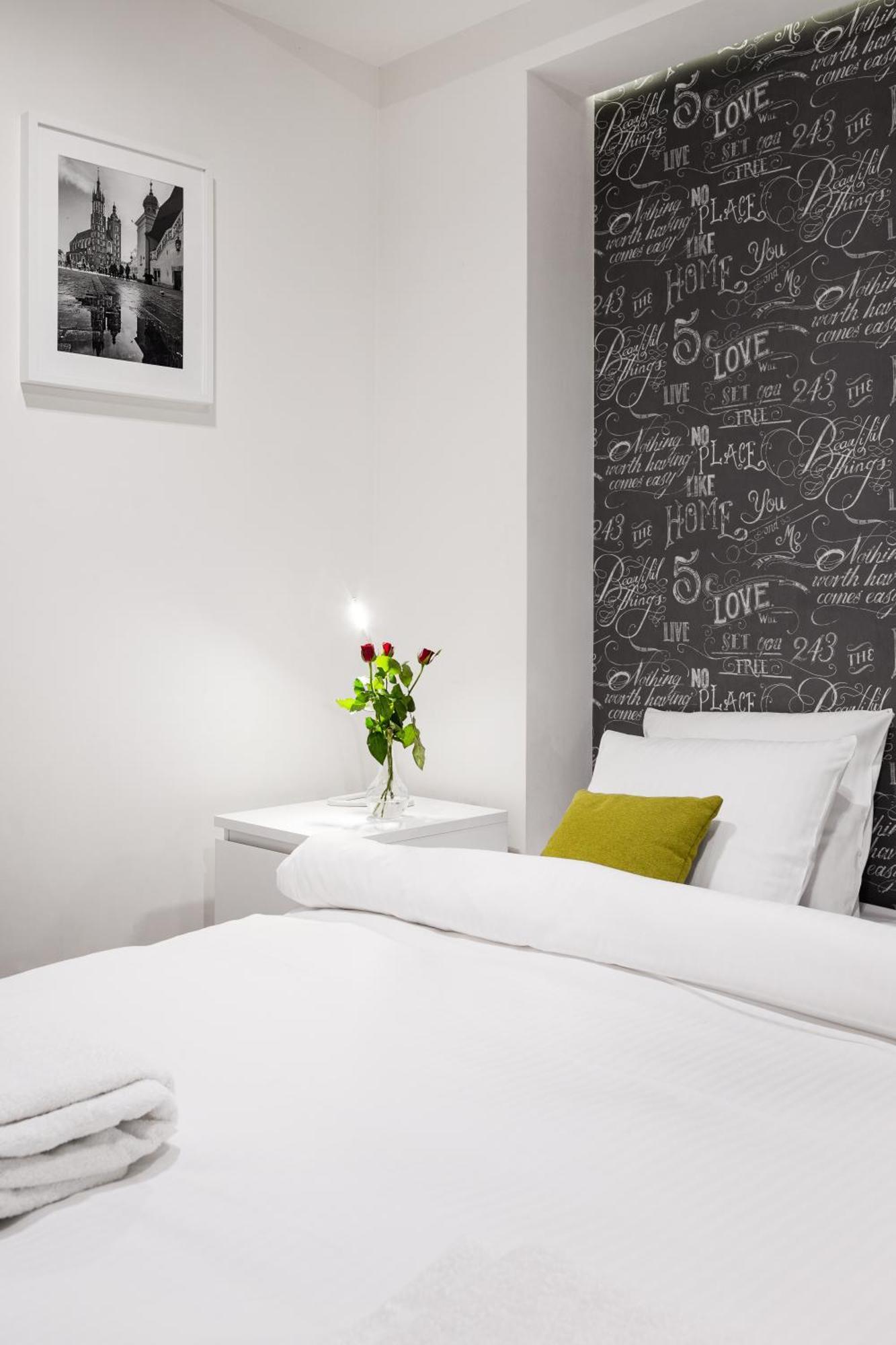 Tyzenhauz Apartments Old Town كراكوفيا المظهر الخارجي الصورة
