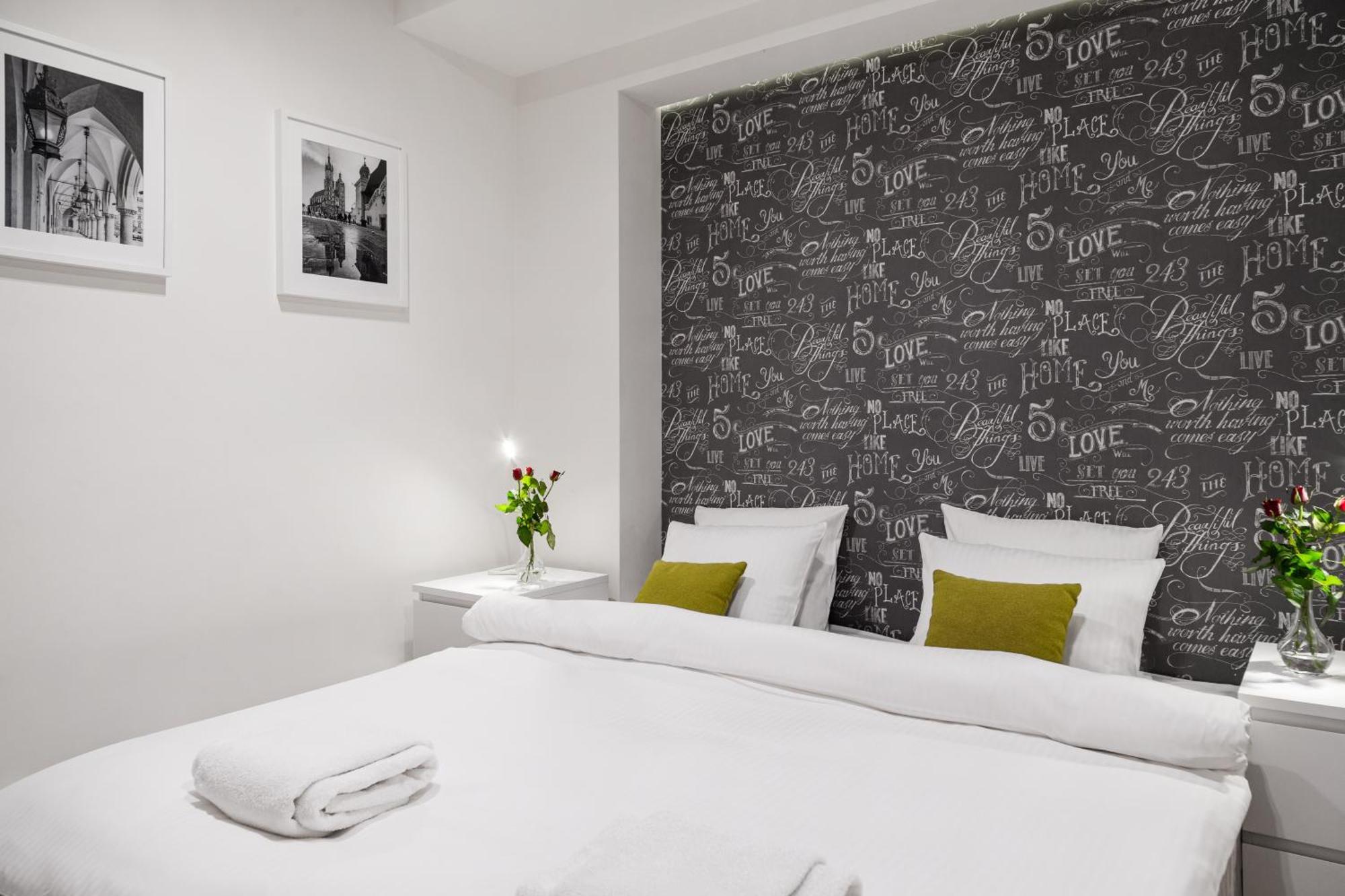 Tyzenhauz Apartments Old Town كراكوفيا المظهر الخارجي الصورة